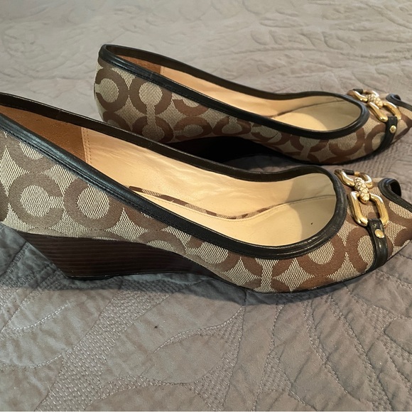 Coach open toe wedge shoes - womens 10 - Picture 1 of 6